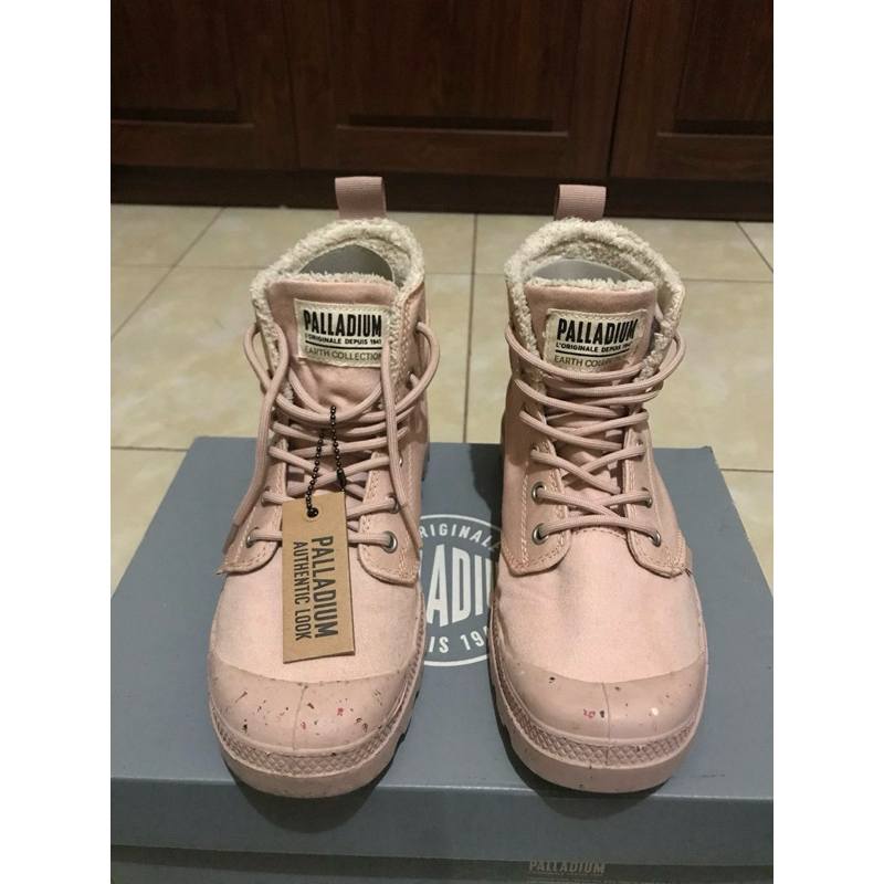 Palladium Sepatu Boots Pink