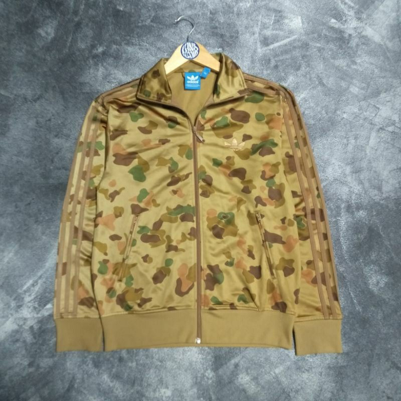 Tracktop Adidas Firebird Camo Big Logo