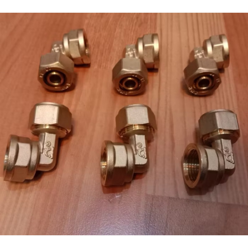 Knee Drat dalam Water Heater Knee Kuningan Drat dalam Elbow 1/2 inch