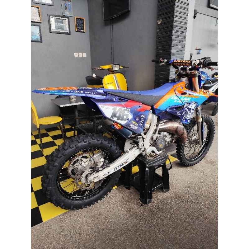 Slincer Muffler Slip-on Yamaha YZ125X YZ125 FMF HGS Tech Oem