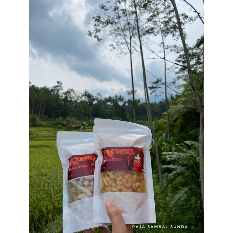 

Seblak Mix Combo 2pcs - Basreng & Makroni