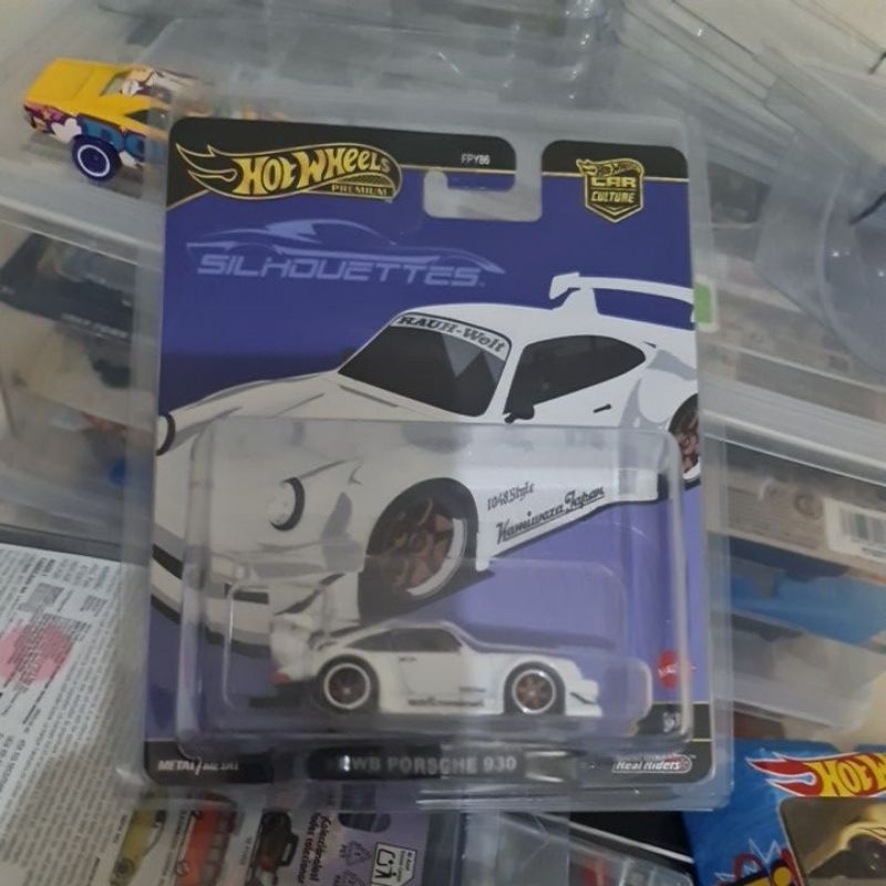 Hot Wheels Silhouette Porsche 930 rwb