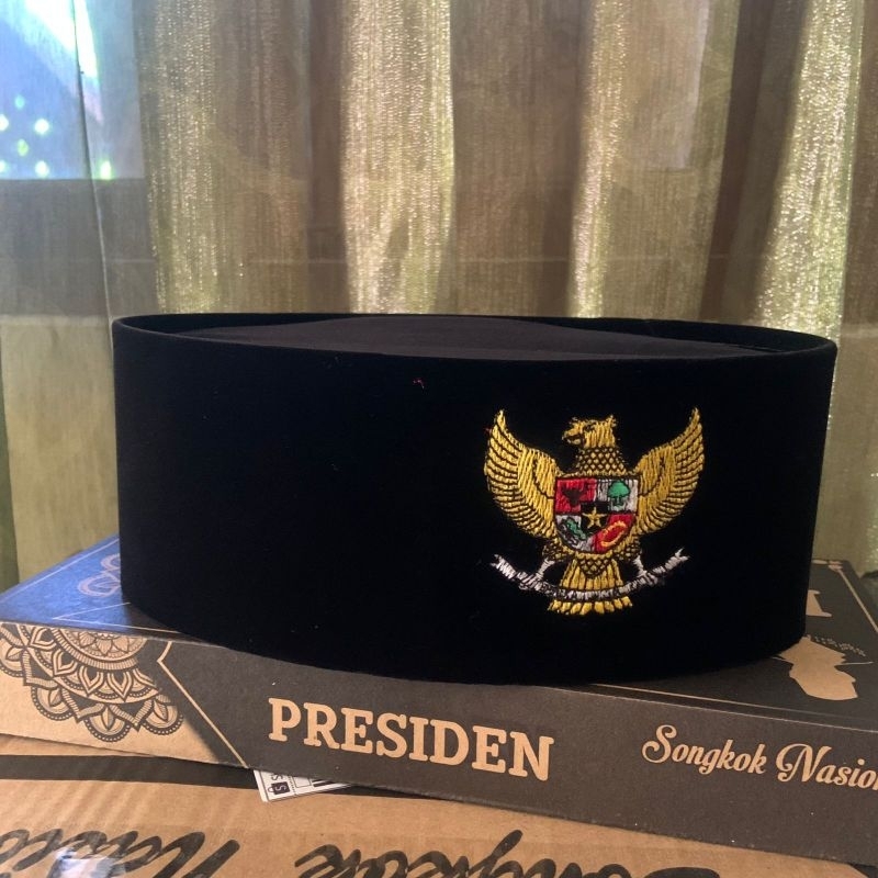 songkok logo garuda peci garuda