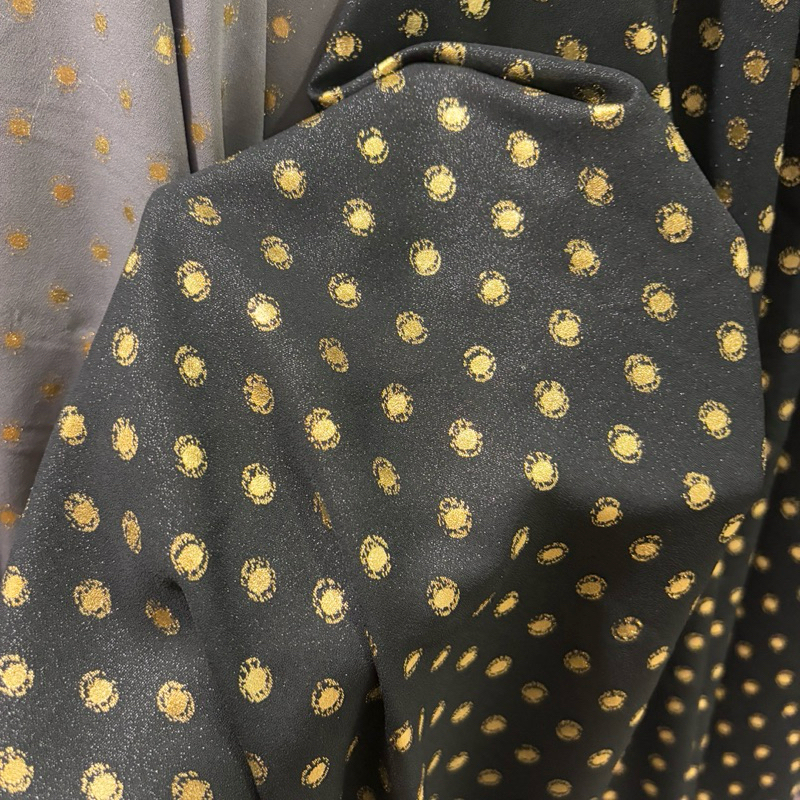 kain crepe gliter emas - kain motif polkadot emas - kain Crepe Premium - kain bahan motif - kain met