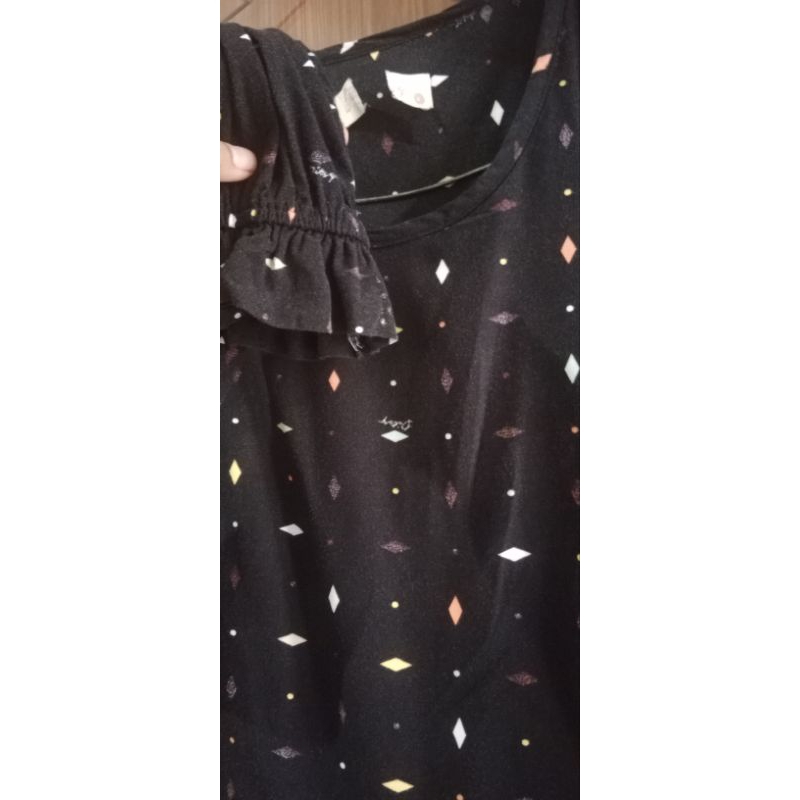 *Sold* Preloved Ditsy Hitam size L (jangan di co)