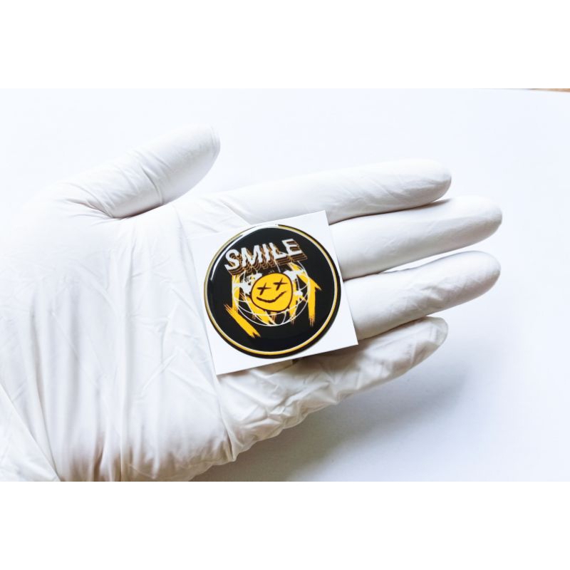 

SMILE EMOTICON LOGO STIKER TIMBUL EMOTICON