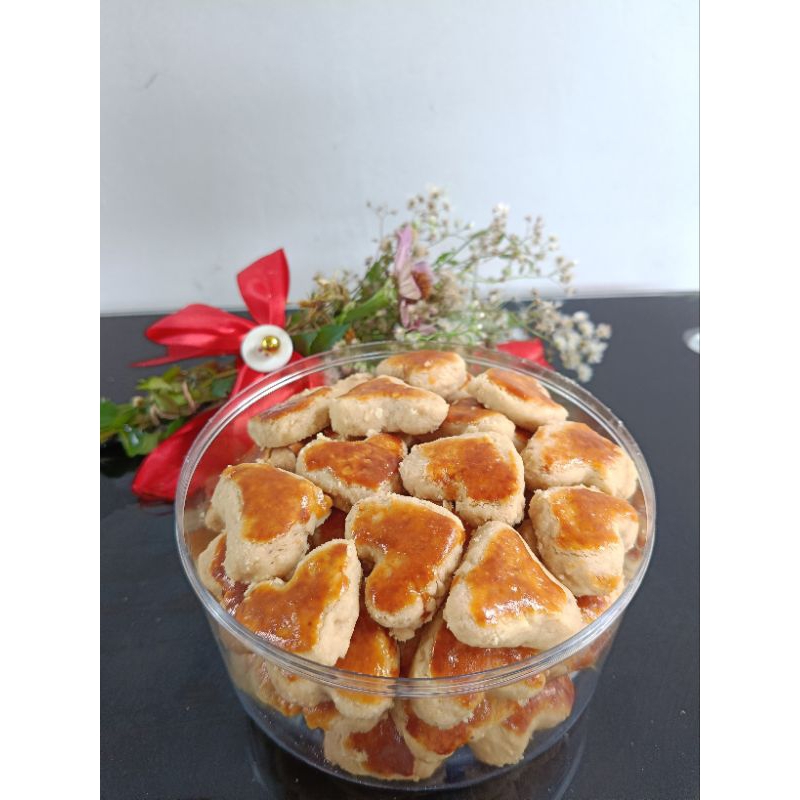 

kue kacang spesial premium