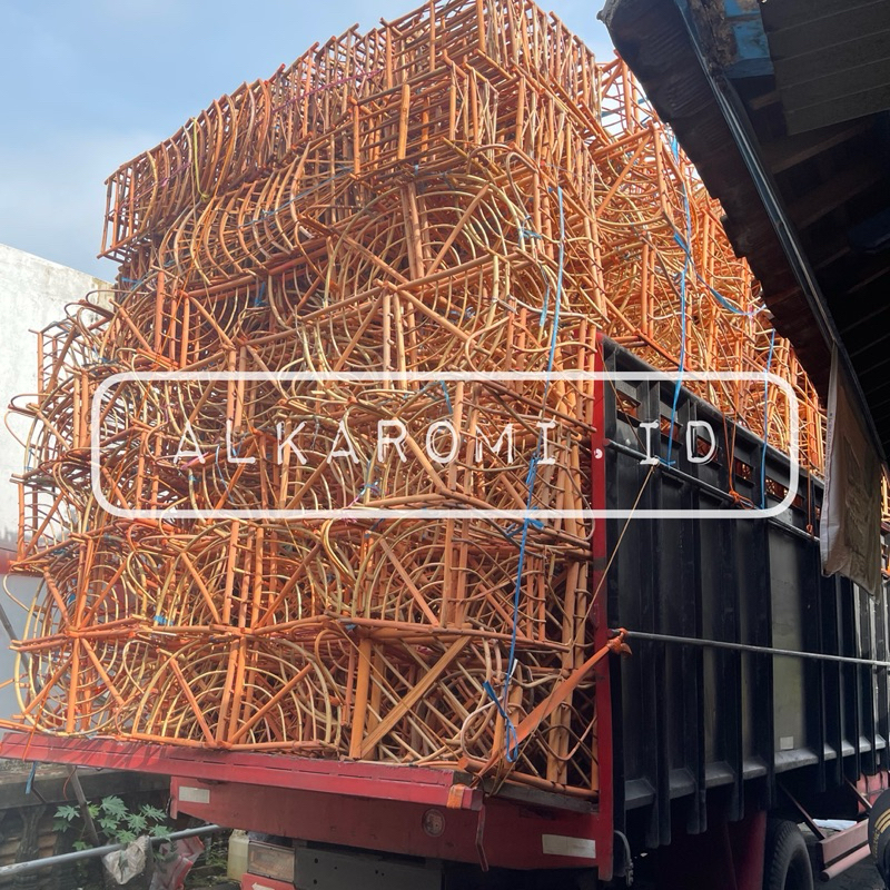 Keranjang parcel lebaran rotan sudut susun 2