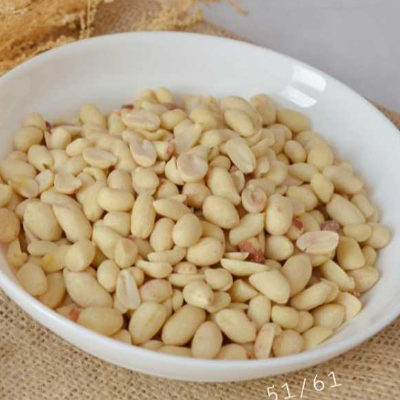 

Kacang Tanah Kupas Mentah Size 51/61