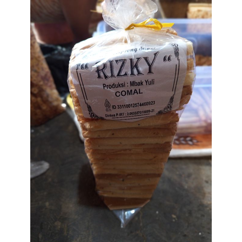 

Kue semprong gulung 1kg