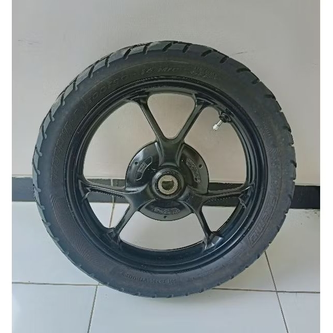 Velg pelek racing belakang yamaha Lexi
