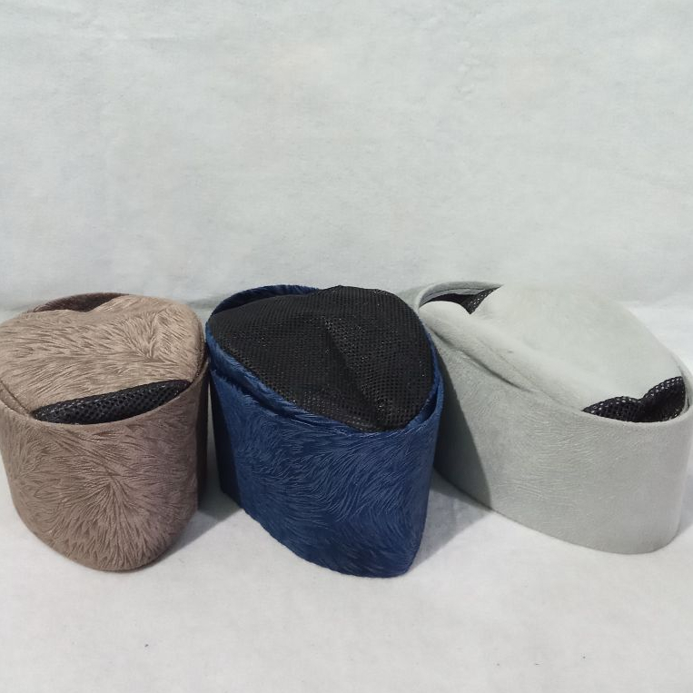 SONGKOK/PECI/KOPIAH SUSUN MOTIF BULU MONYET