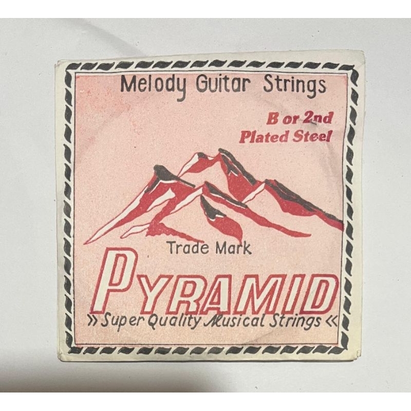 senar gitar pyramid akustik