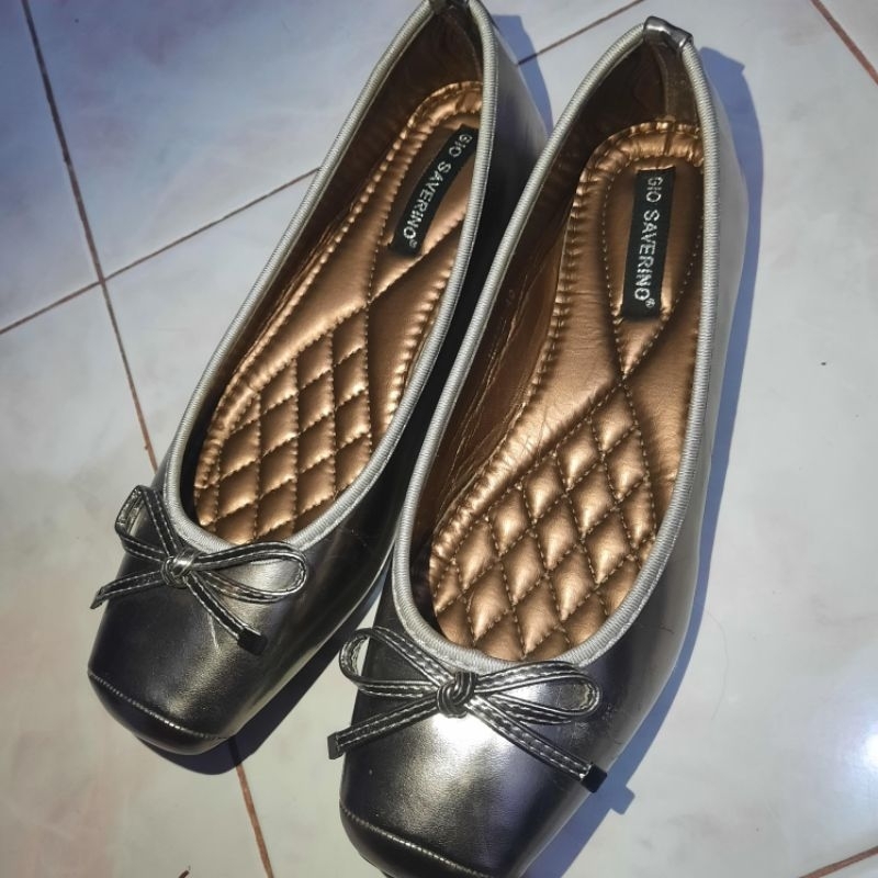 Preloved Flatshoes