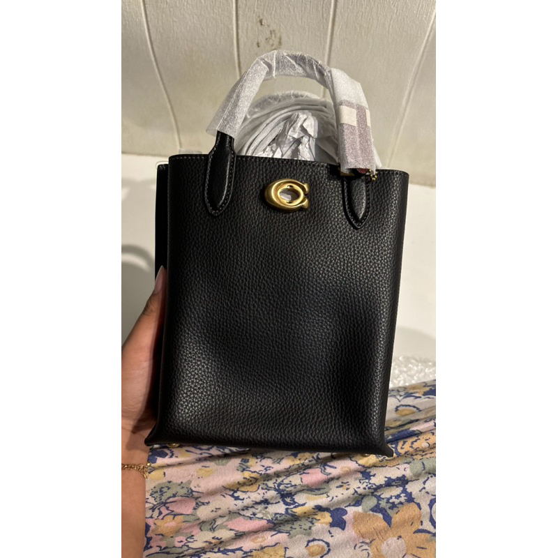COACH WILLOW 16 - BLACK ORIGINAL  ((preloved))