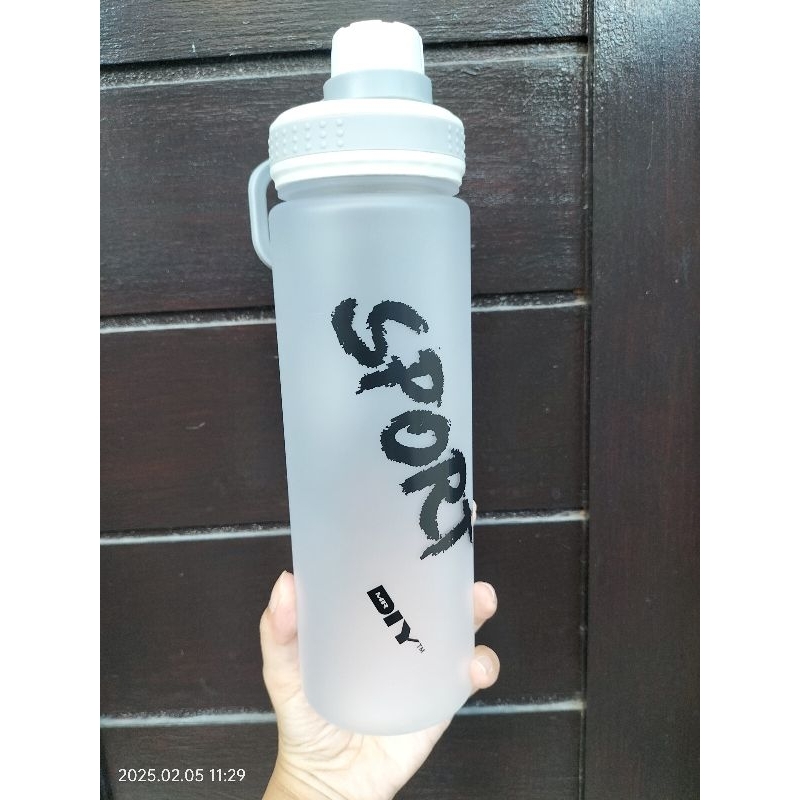 Botol minum Sport MR DIY 700ml