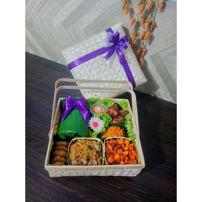 

Nasi liwet gulung/Nasi kotak/5 porsi