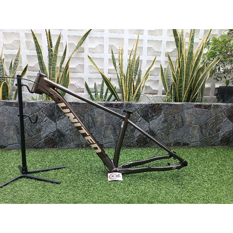 Frame United Clovis 6.10 29er S new Baru