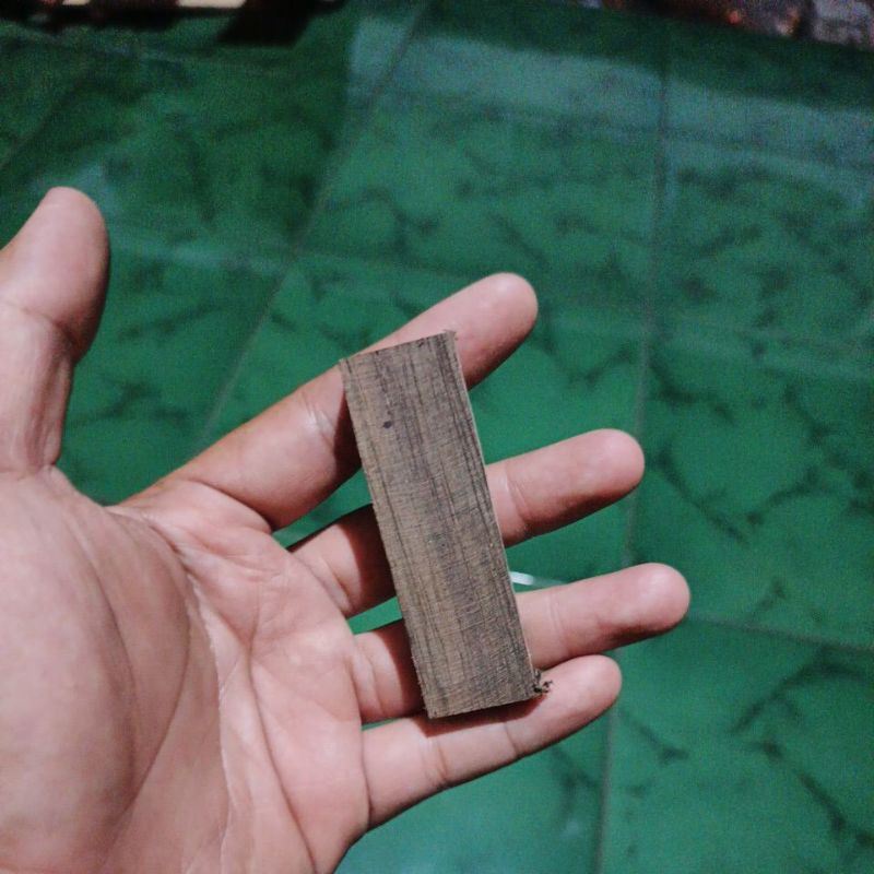 kayu eboni