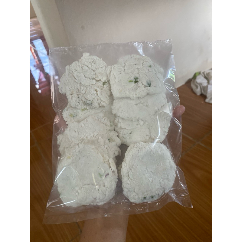 

cireng gurih renyah mama elzio 10pcs