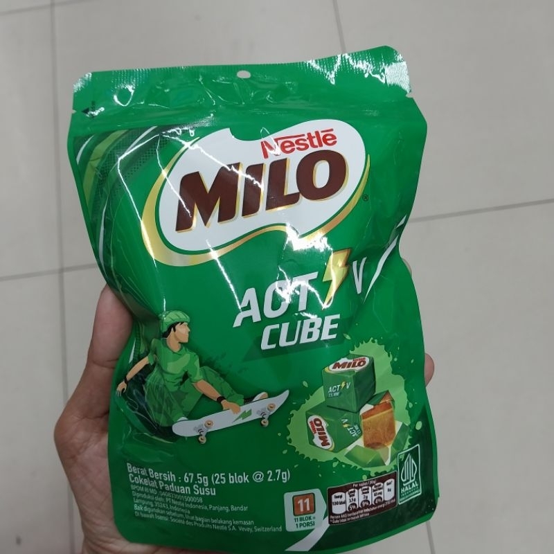 

Milo ACTube Cokelat Paduan Susu POUCH 67.5GRAM