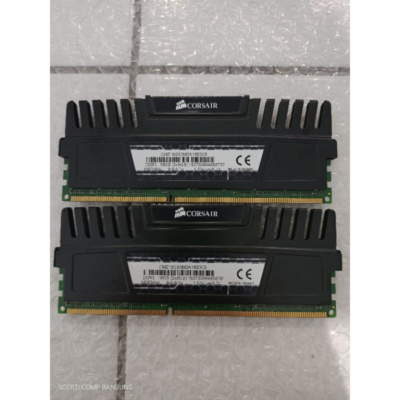 memory pc gaming ddr3 16gb (2x8gb) dan 8gb (2x4gb) ddr3 Corsair, Geil,Kinstoon,GSkill 16gb (2x8gb)