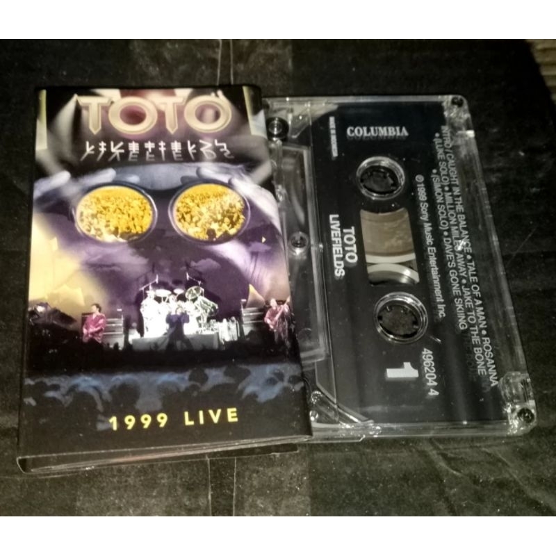 kaset pita:Toto-Livefields