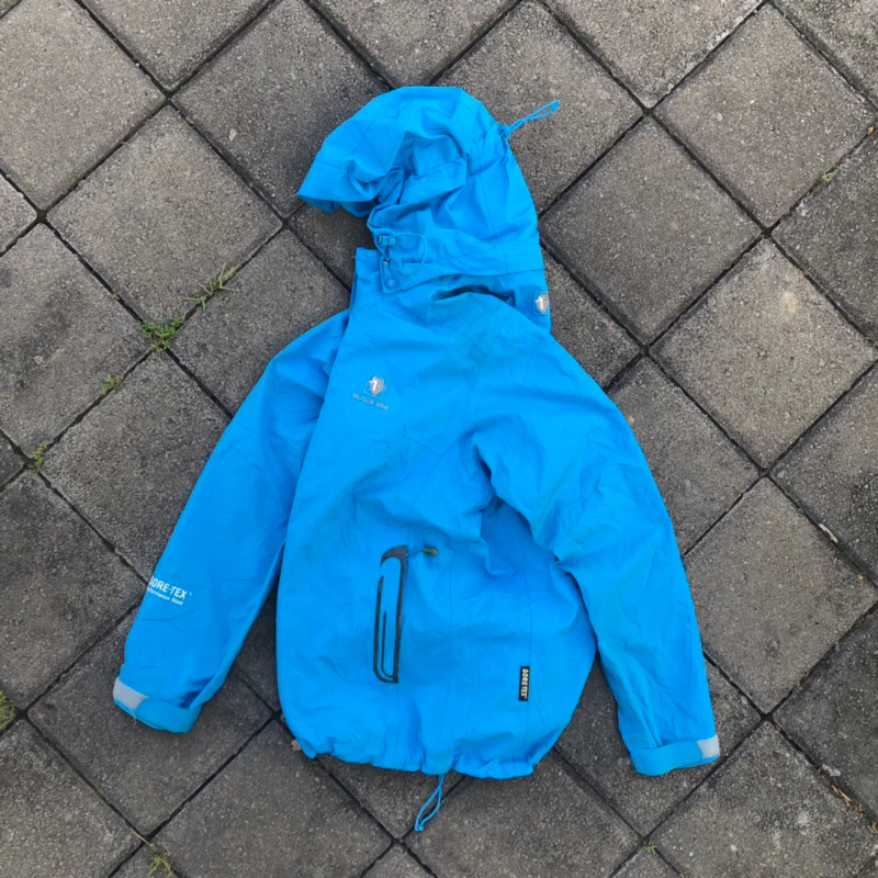 outdoor blackyak gorpcore secobd bekas not arcteryx