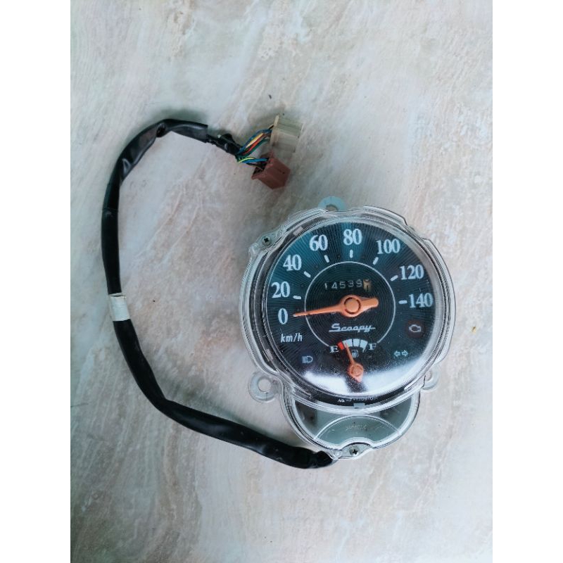 SPEEDOMETER/ KILOMETER HONDA SCOOPY INJEKSI TAHUN 2013-2015