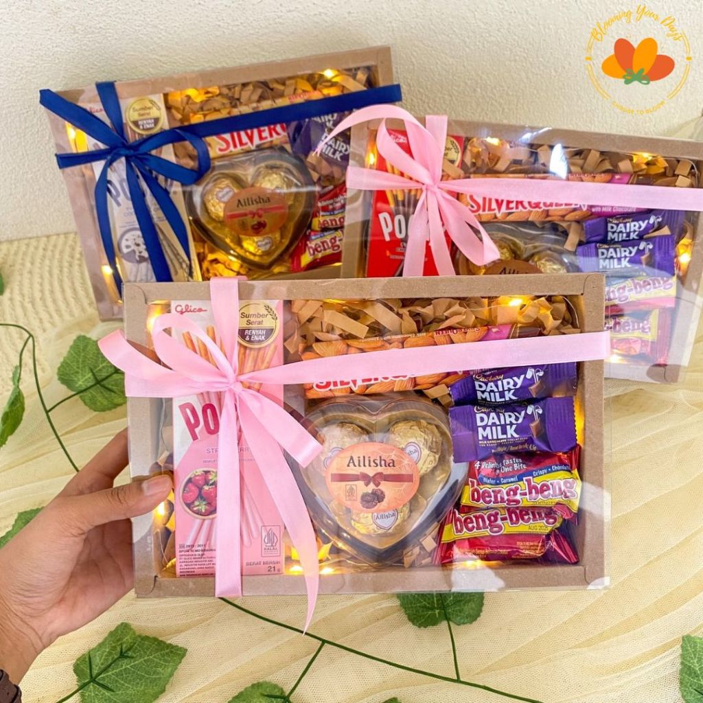 

KADO VALENTINE PACAR/GEBETAN ROMANTIS | KADO ORANG TERSAYANG ROMANTIS CEWEK COWOK | KADO ULANG TAHUN KADO ULANG TAHUN CEWEK COWOK | WISUDA | ULTAH | HAMPERS COKLAT VALENTINE GIFT BOX