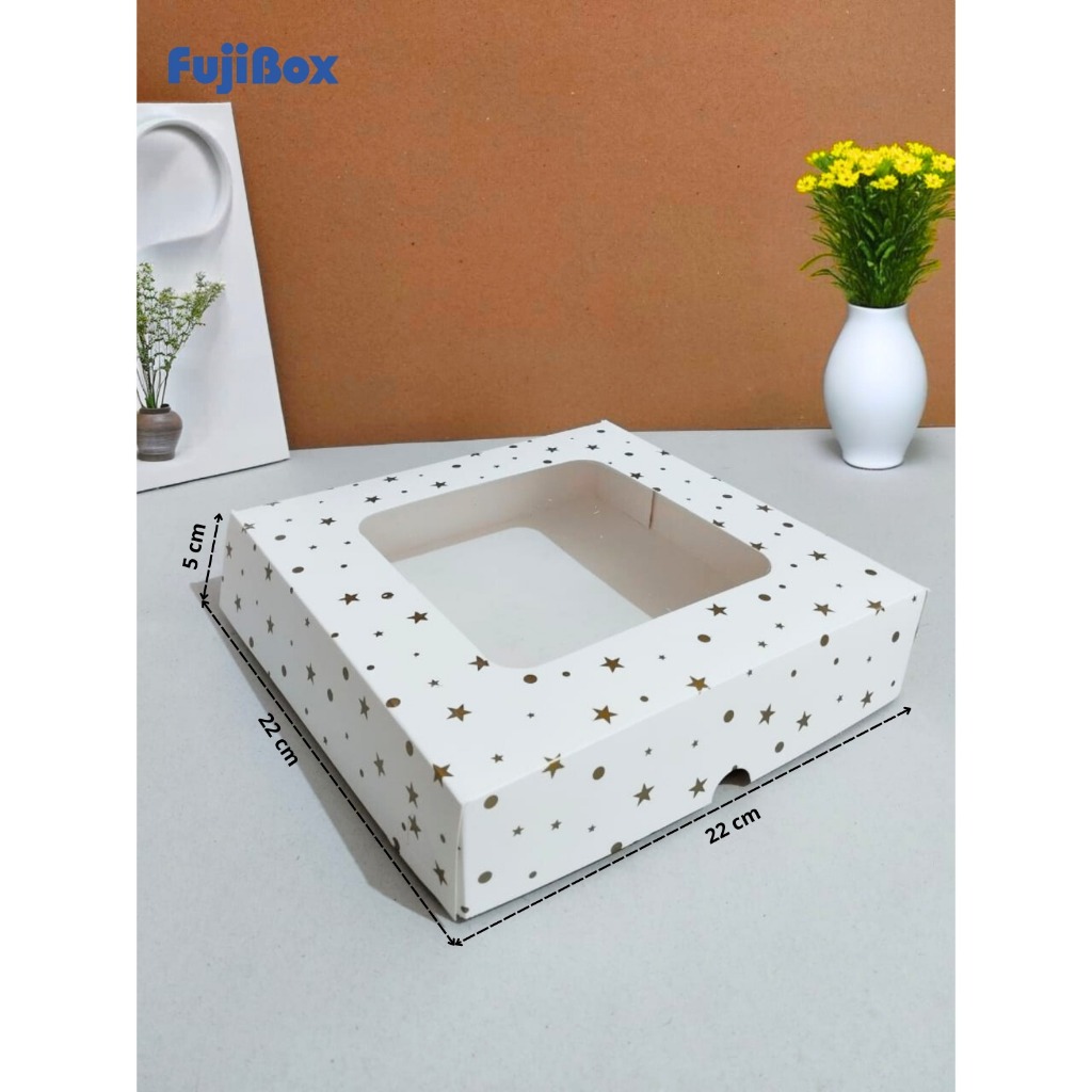 

(10 Pcs) Fuji Box Dus Kotak Kue Cake Brownies Pie Ivory Motif Polkadot Bintang Emas 22 cm x 22 cm x 5 cm Putih Ivory Premium Jendela