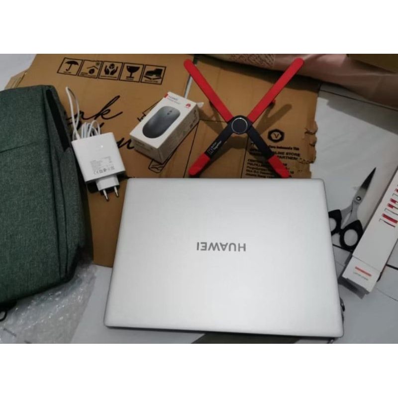 [Appropriate Seller] Laptop HUAWEI matebook D 14 Up to i5 - i9 | Ram. Up To 16+1 TB SSD | Sleak Full