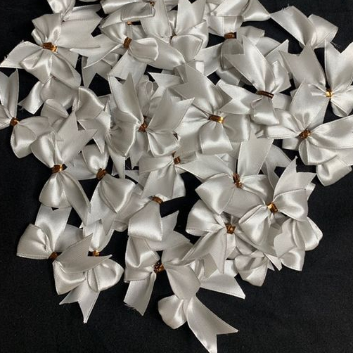 

Pita Satin Souvenir