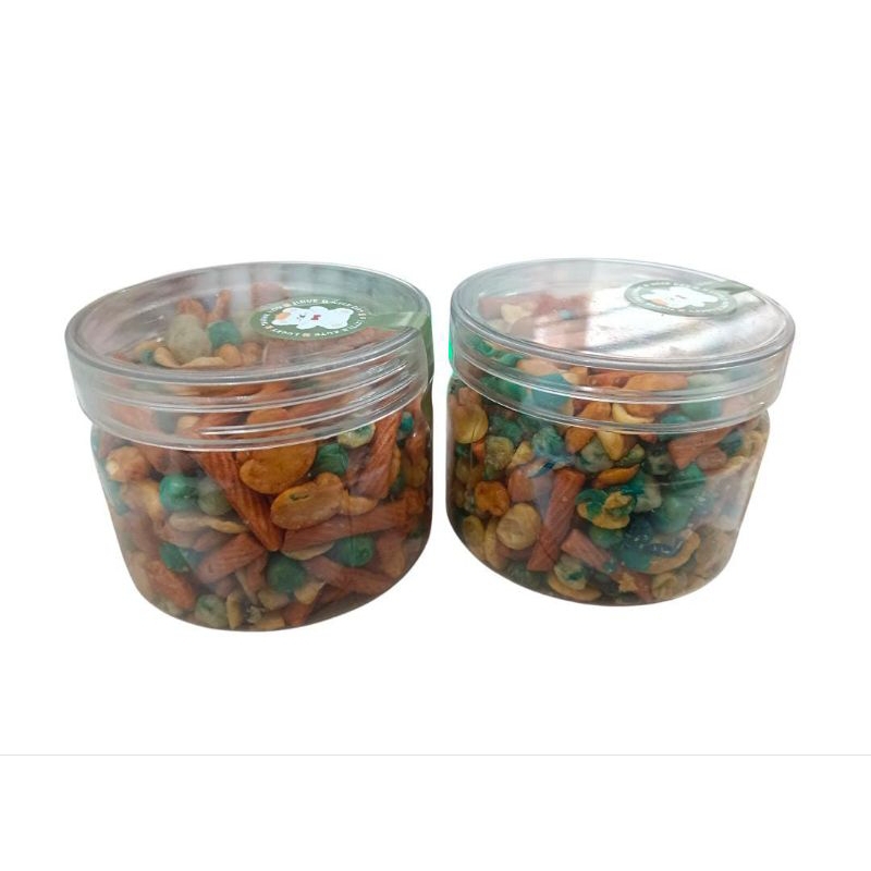 

Kacang polong koro campur mix kemasan toples mini berat kurleb 200gr