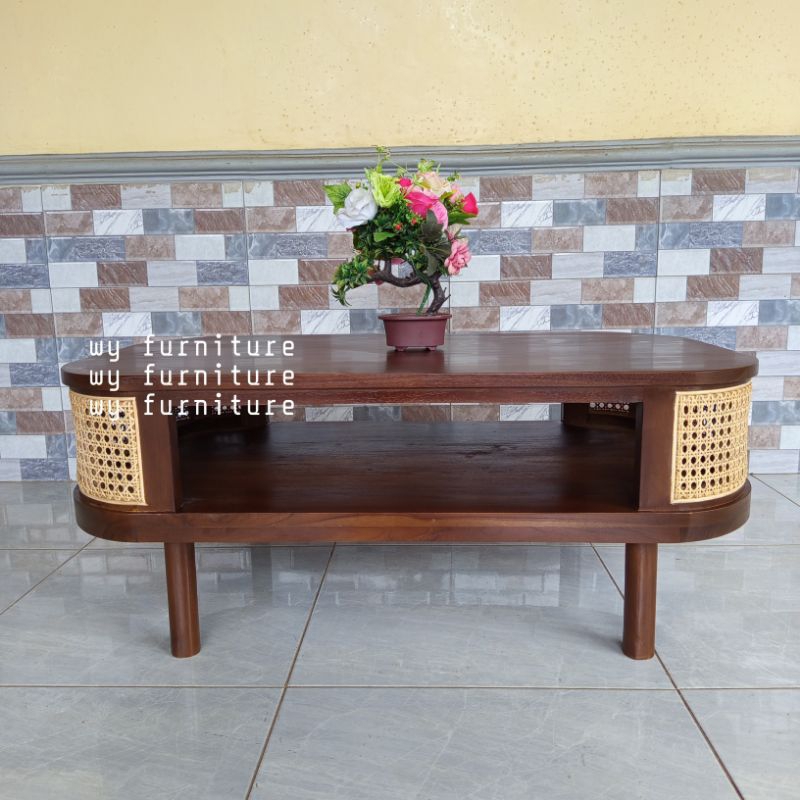 Meja tamu mimimalis jati kombinasi rotan asli, meja tamu