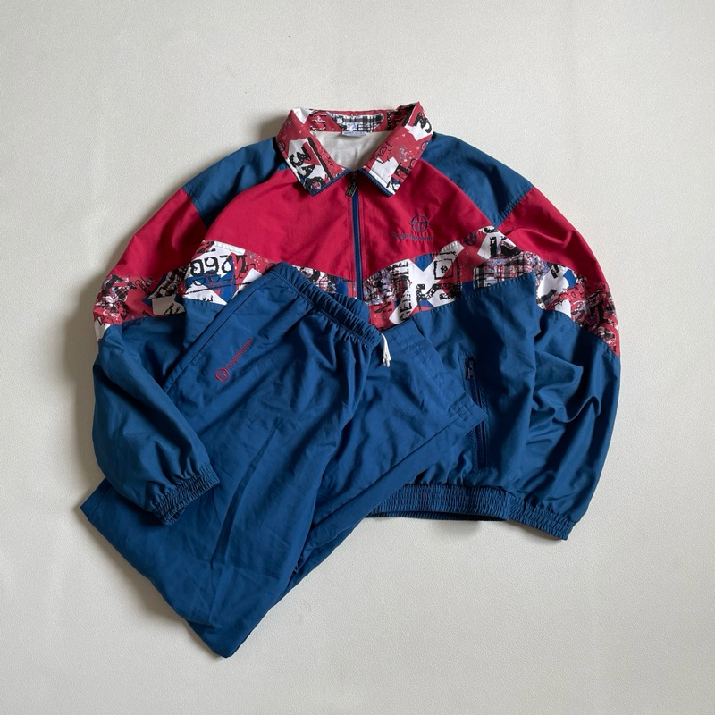 Satu Set Sergio Tacchini Windbreaker ColorBlock Vintage