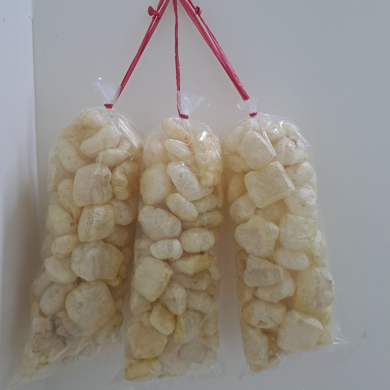 

1 BAL 100 gr KRUPUK KULIT SAPI DORODOK SUPER RENYAH , GURIH , DIJAMIN NAGIH
