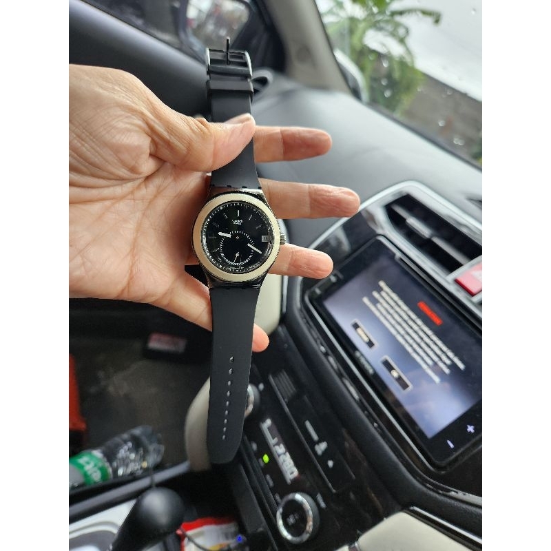 Jam tangan wanita SWATCH