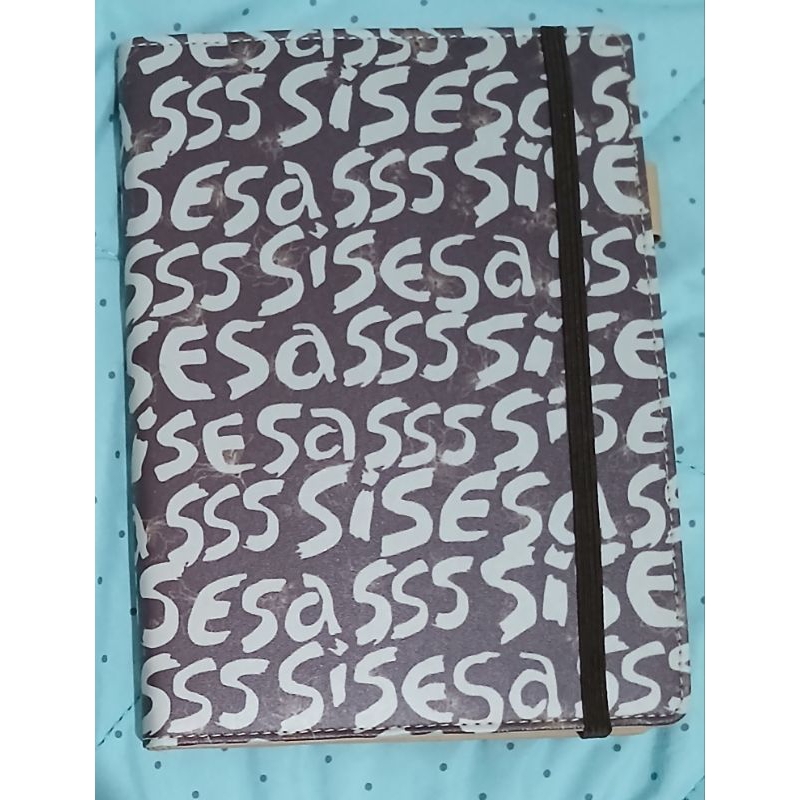 

Case Buku Catatan SiSeSa (casenya aja)