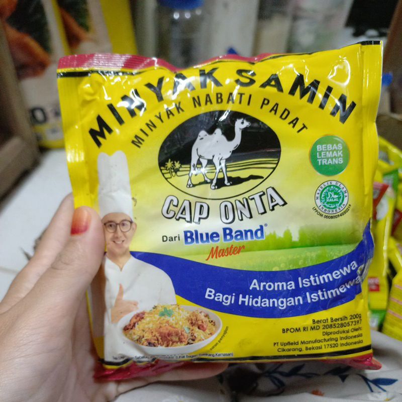 

MINYAK SAMIN NABATI PADAT CAP ONTA 200G