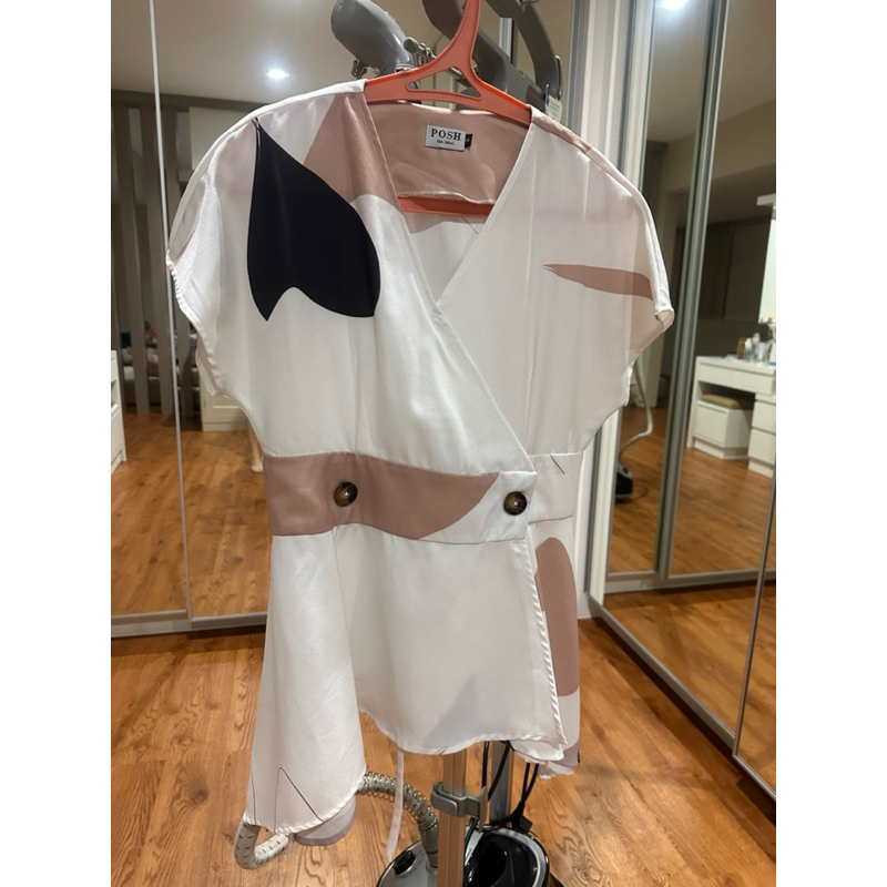 posh the label top