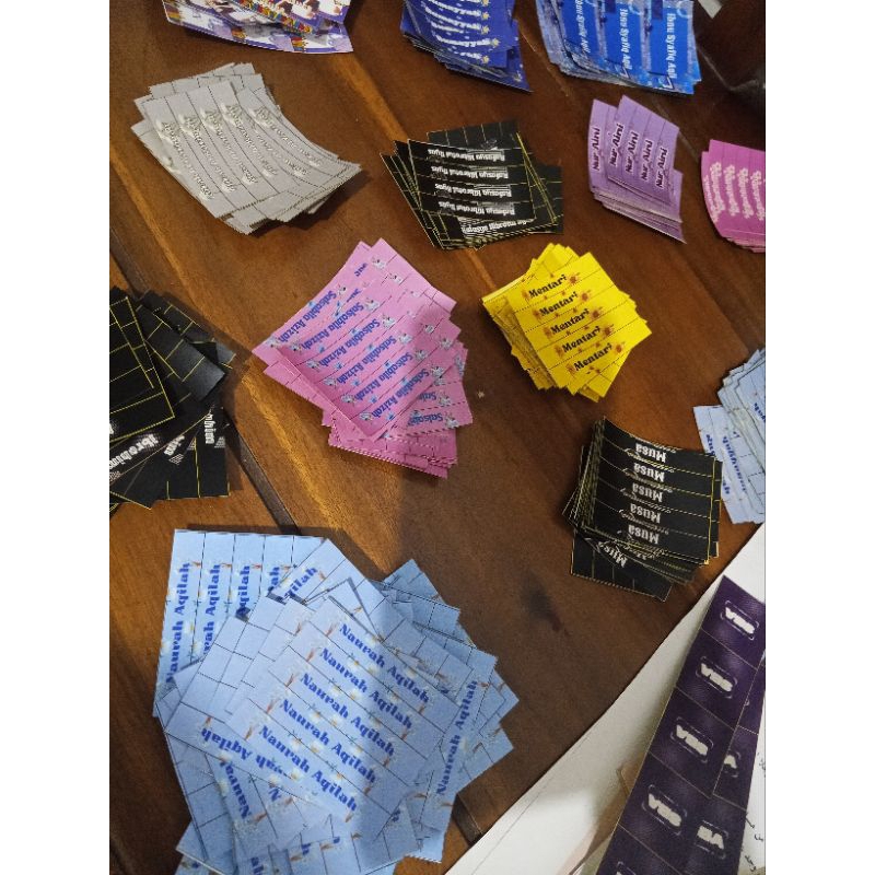 

Stiker bontax / stiker buku / stiker kue kering