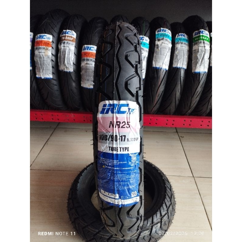 BAN BELAKANG MOTOR VERZA IRC NR 25 100 90 17 TUBETYPE