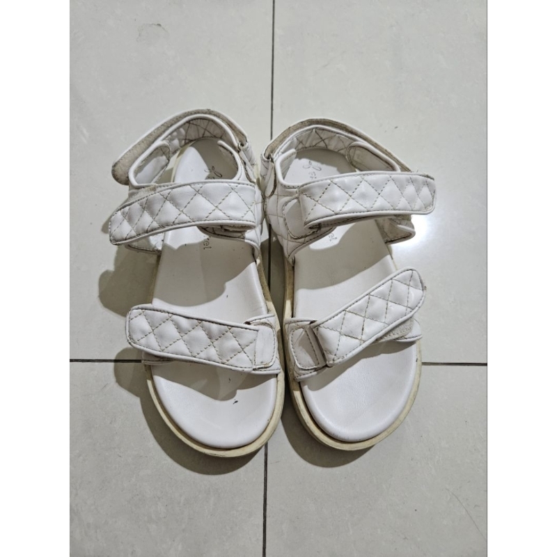 PRELOVED FAYT X KRONIKEL SANDAL SENDAL WANITA SHOES SIZE 37