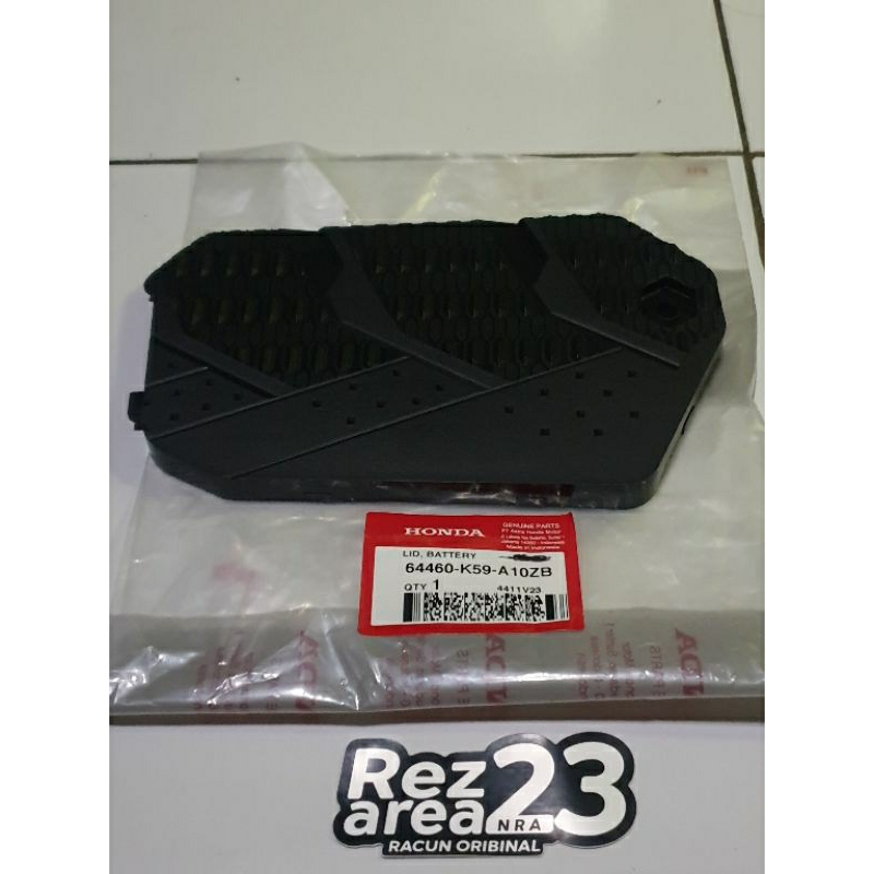 Cover lantai tutup accu honda vario 125 150 led old