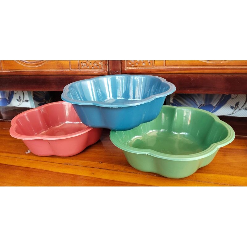 mawar/baskom/ceting/wakul/besek/plastik