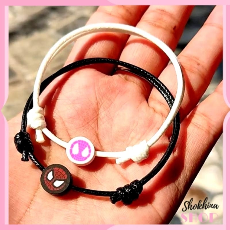[Sale] Miles Gwen Spiderman Gelang Couple Magnet White & Black