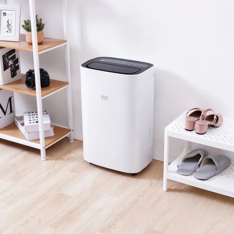 Krisbow Sync 50 Ltr Smart Dehumidifier - Putih, Kapasitas 50 Liter, Area Penutupan 64-80 m²