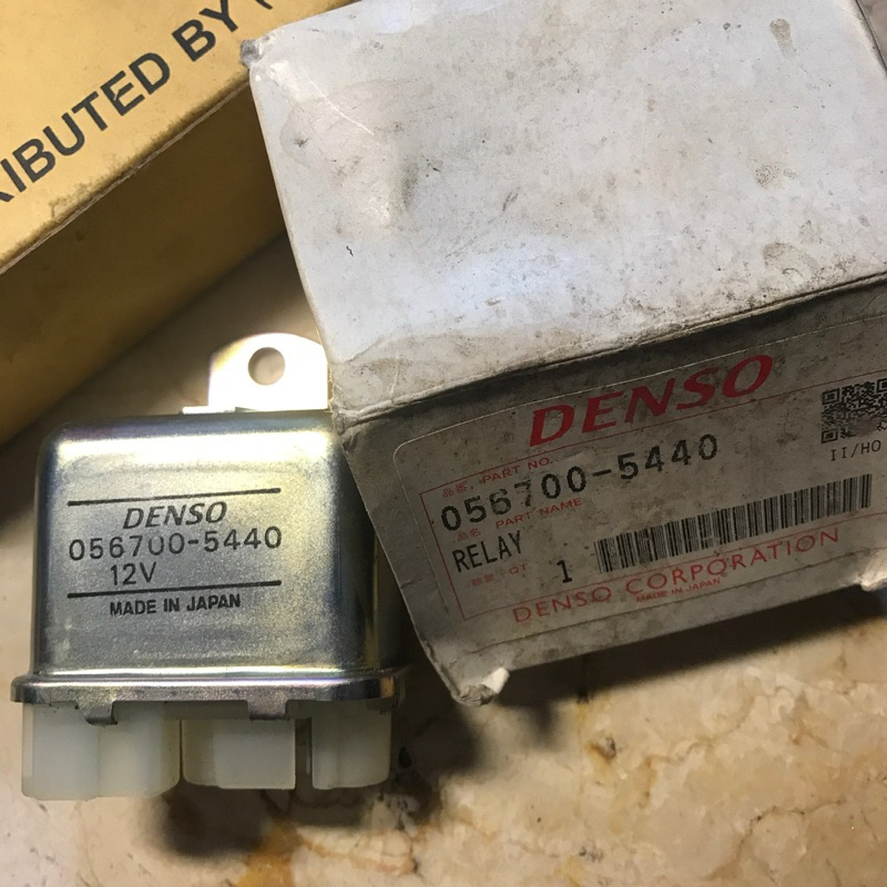 Relay starter Glow plug Denso L300 Rino Taft GT 056700-5440 mb-037886 12V original