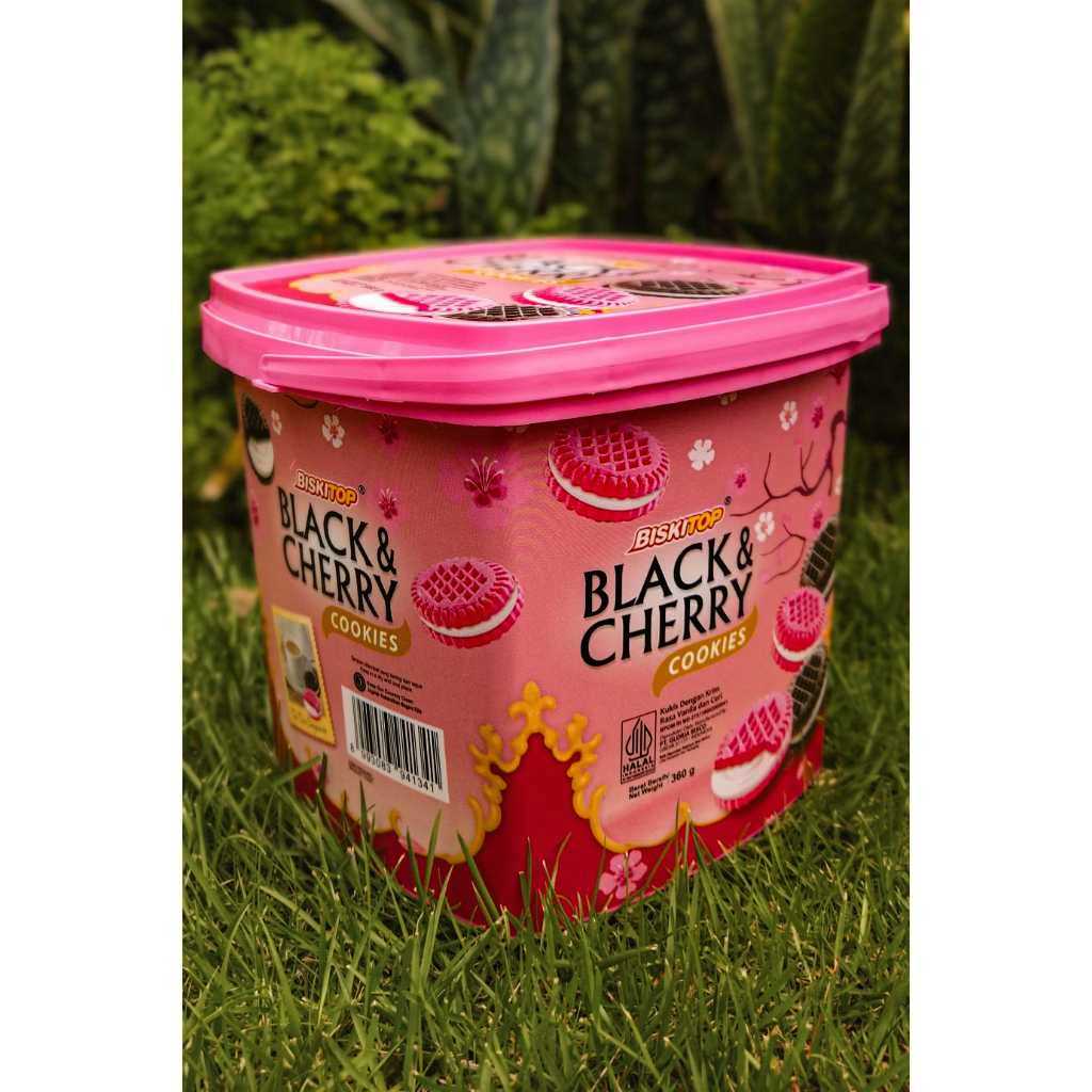 

BISKITOP - black & cherry cookies 360gr / kue lebaran